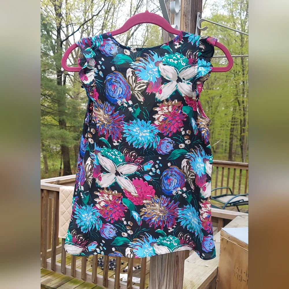 J. Crew Top V Neck Black Floral Ruffled Cap Sleeve Blouse Chiffon Sz 4